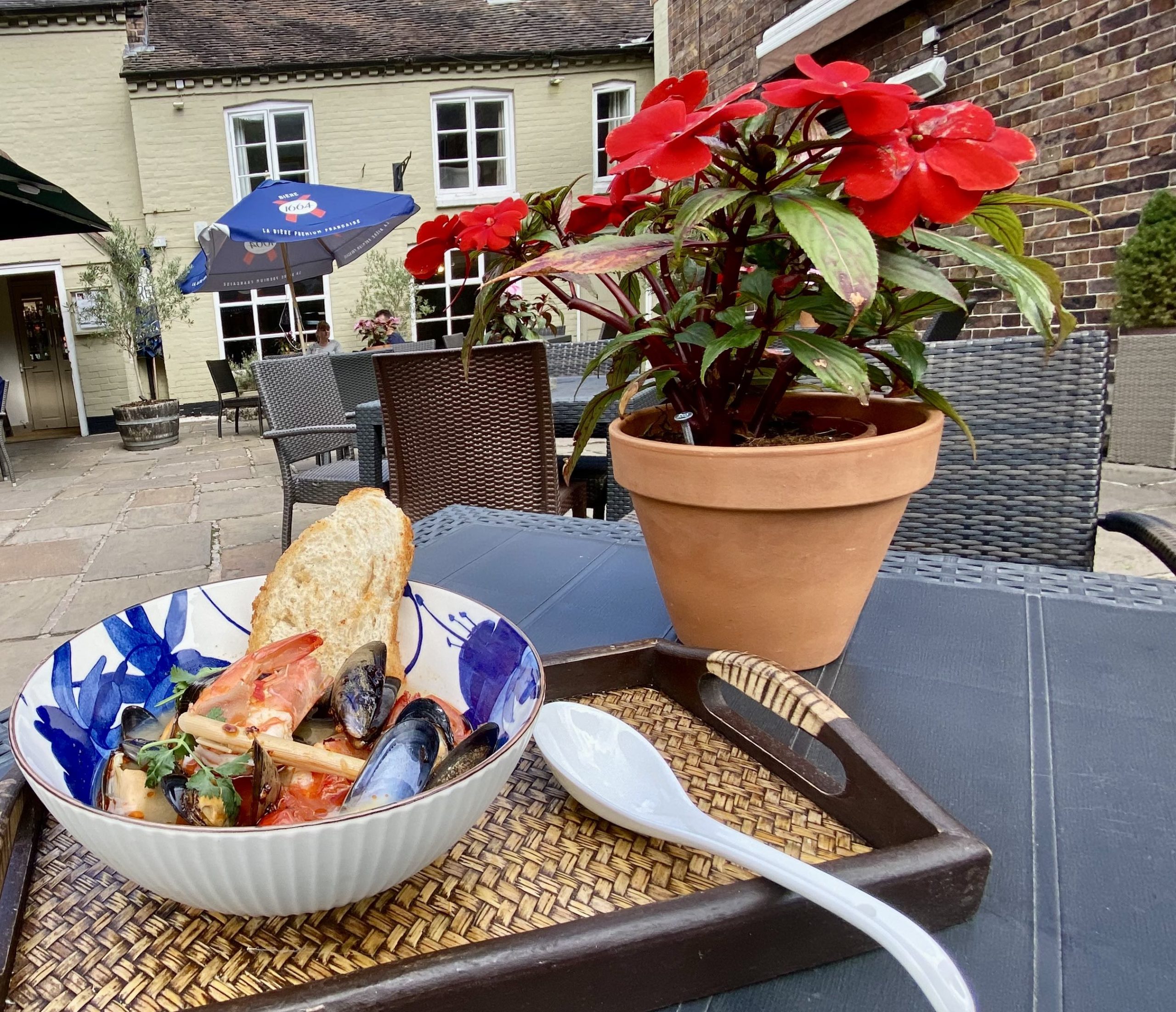 White Hart Ironbridge Courtyard Dining